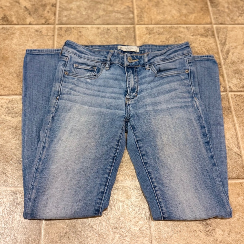 Abercrombie & Fitch Super Skinny Jeans Womens 2S W26 L29 Light Wash Low Rise